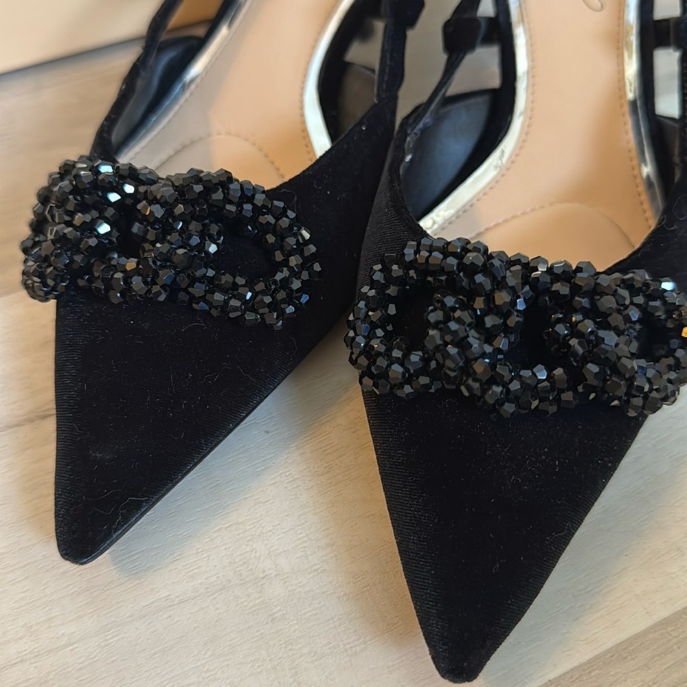 Jewel Badgley Mischka Tabitha black velvet cute heel shoes
